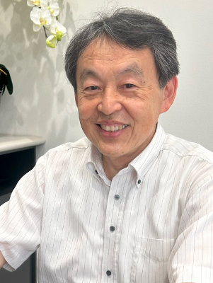 住宅営業部長 磯野一裕