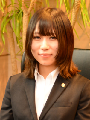 営業部 小林 遥栞